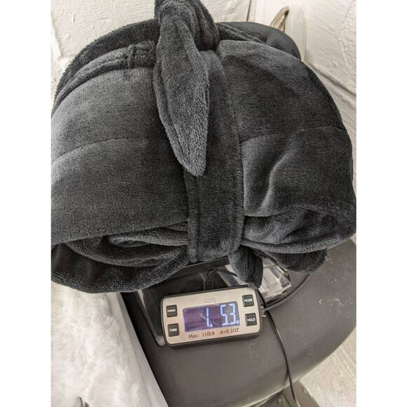 Victoria's  Secret Short Cozy Plush Robe Embroidered Logo Sz M - L Black Fuzzy S - Picture 6 of 6